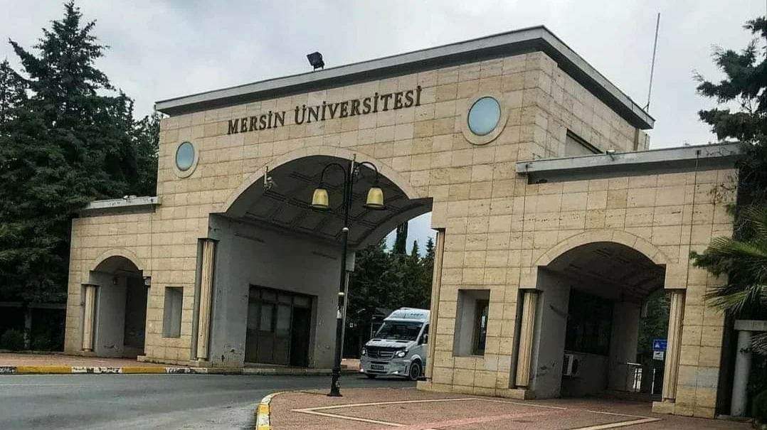 MERSİN ÜNİVERSİTESİ Kampüs Fotoğrafı