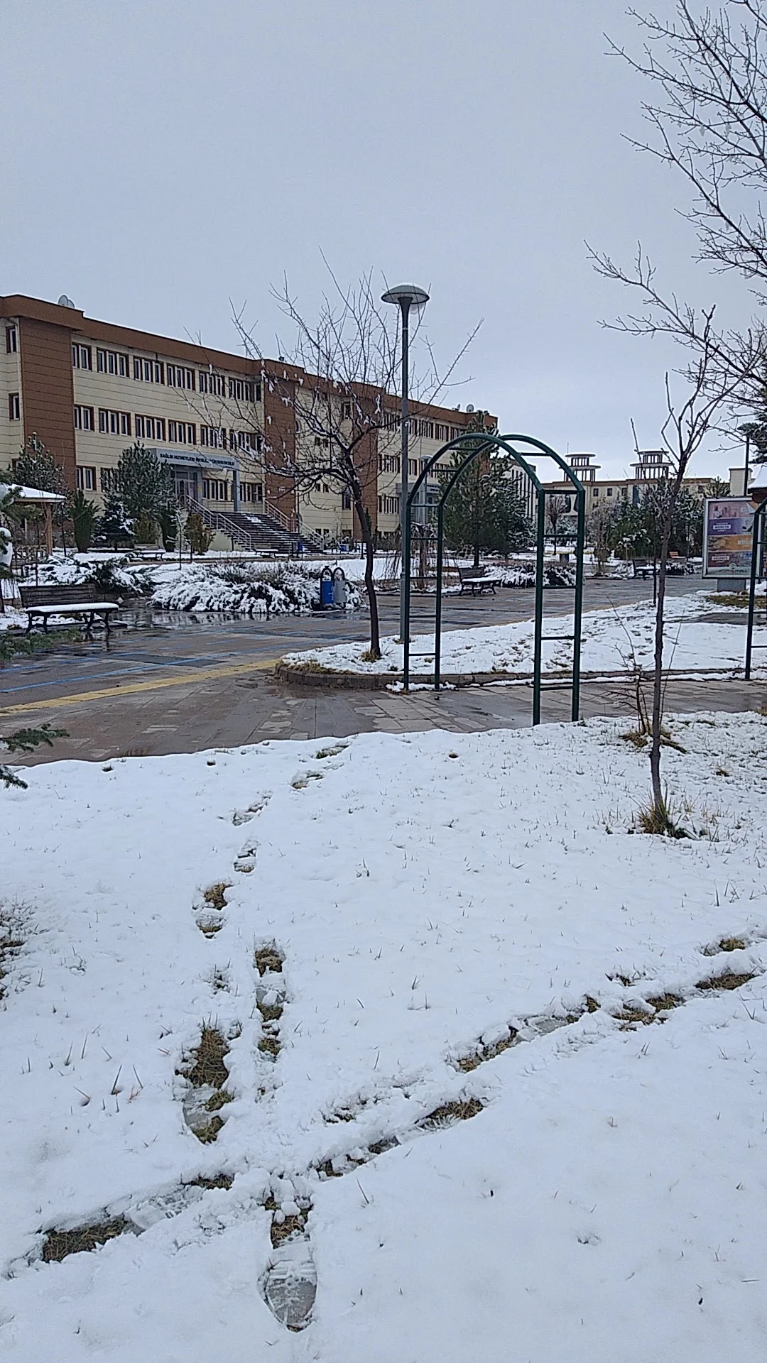 NEVŞEHİR HACI BEKTAŞ VELİ ÜNİVERSİTESİ Kampüs Fotoğrafı