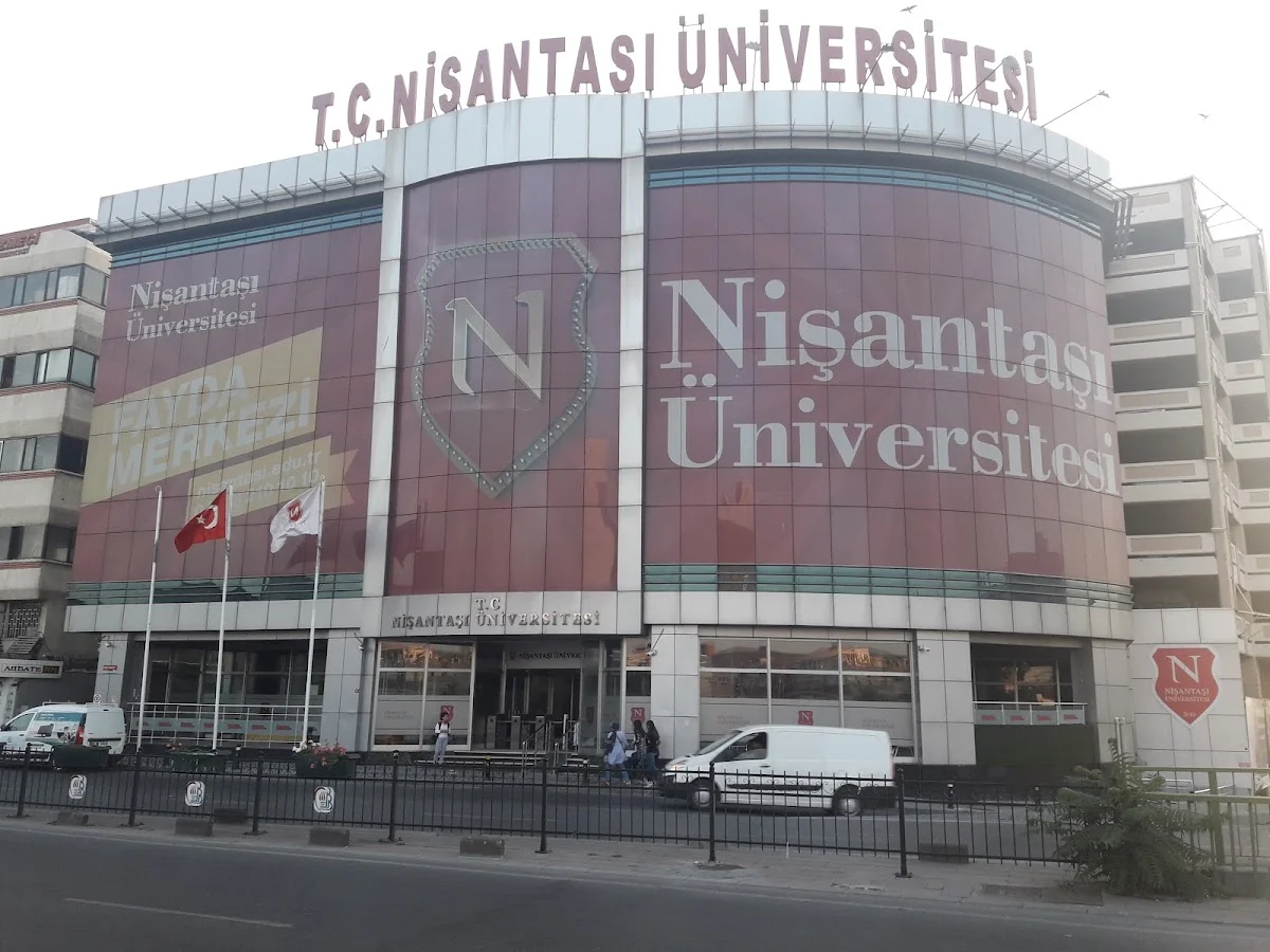 İSTANBUL NİŞANTAŞI ÜNİVERSİTESİ Kampüs Fotoğrafı