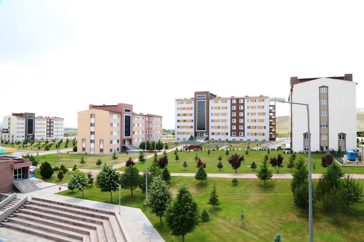 NUH NACİ YAZGAN ÜNİVERSİTESİ Kampüs Fotoğrafı