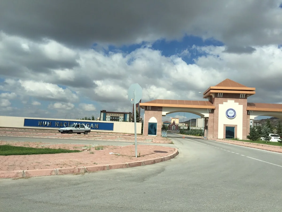 NUH NACİ YAZGAN ÜNİVERSİTESİ Kampüs Fotoğrafı