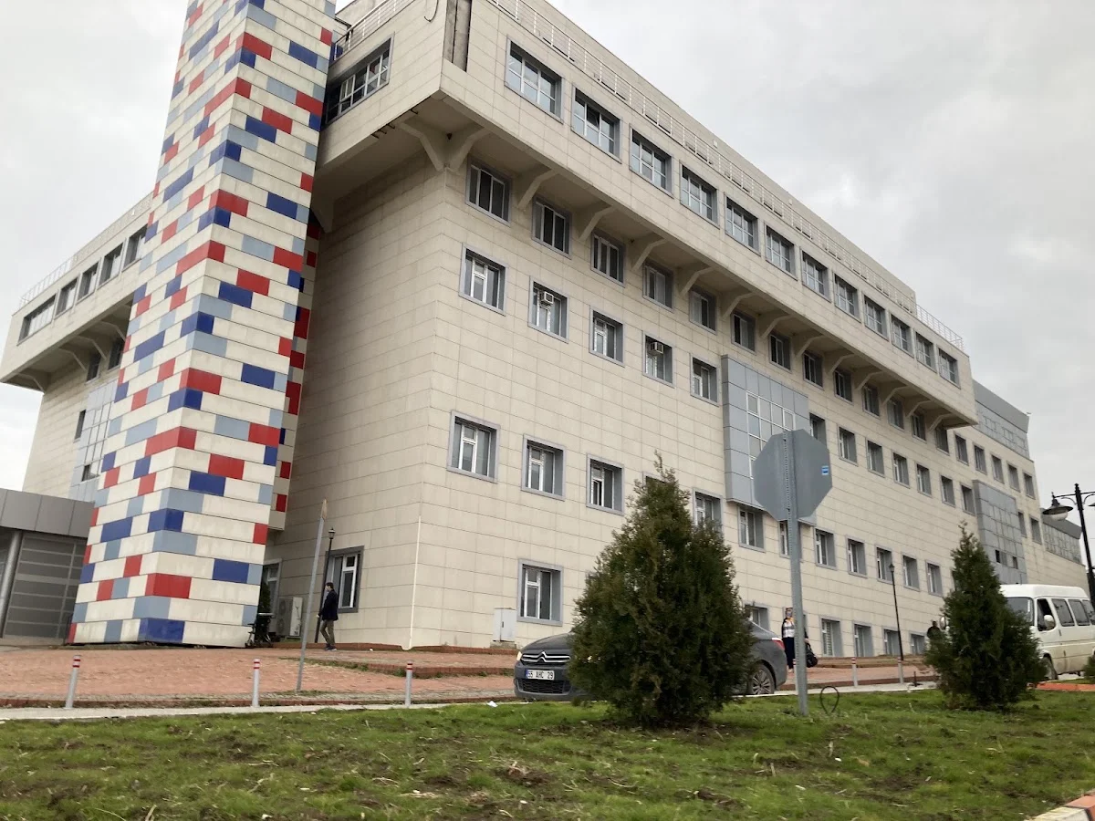 ONDOKUZ MAYIS ÜNİVERSİTESİ Kampüs Fotoğrafı