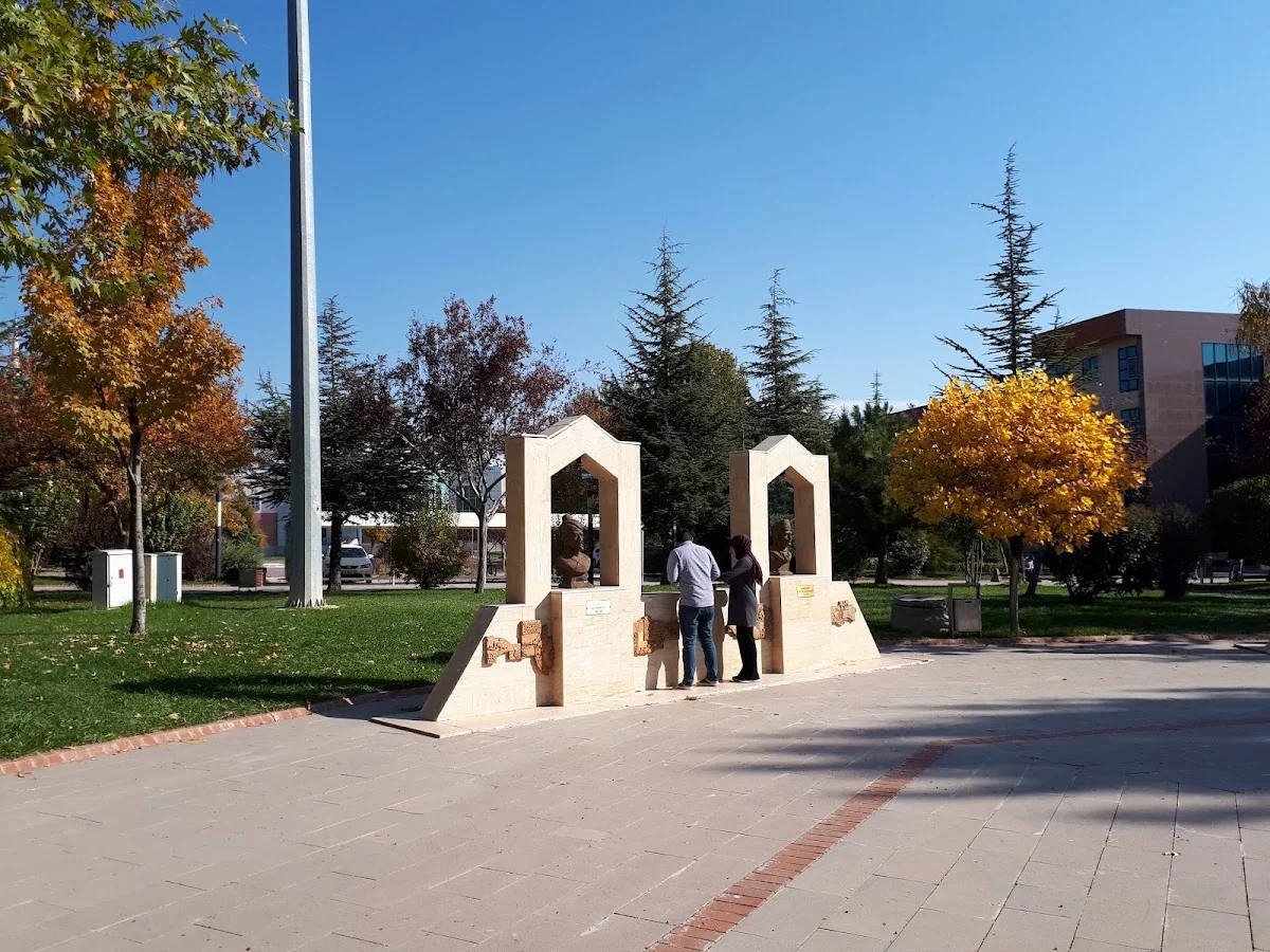 SELÇUK ÜNİVERSİTESİ Kampüs Fotoğrafı