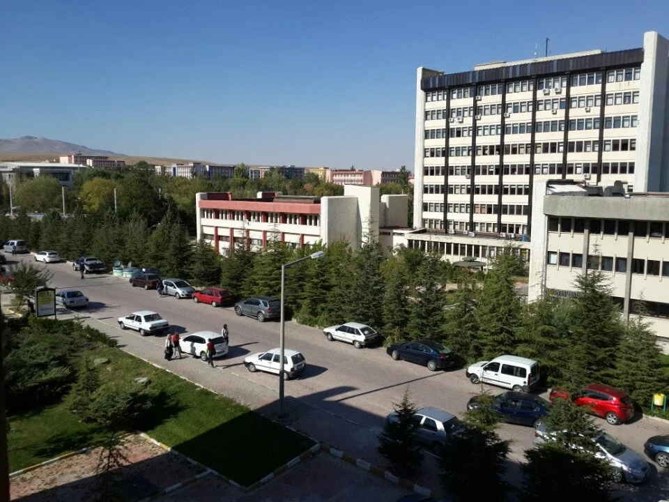 SELÇUK ÜNİVERSİTESİ Kampüs Fotoğrafı