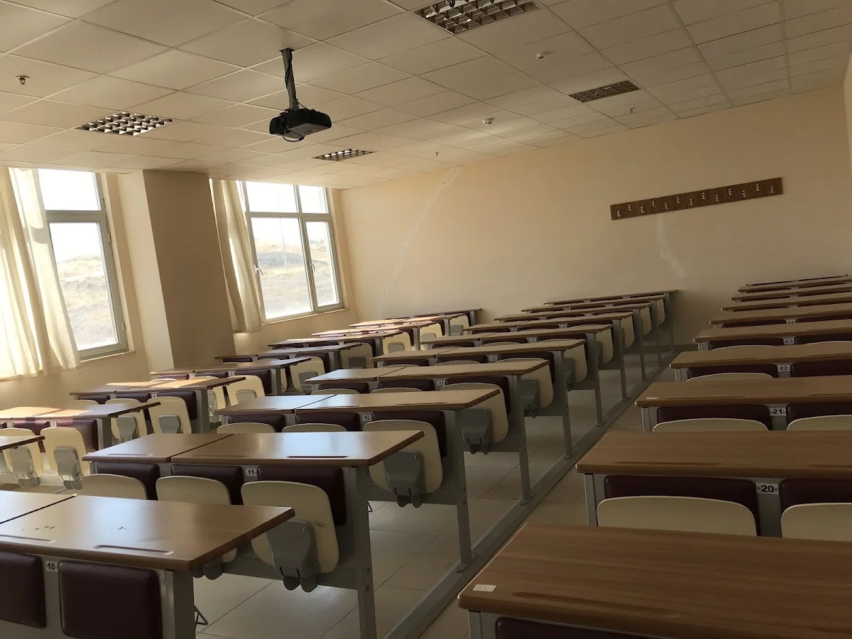SİİRT ÜNİVERSİTESİ Kampüs Fotoğrafı