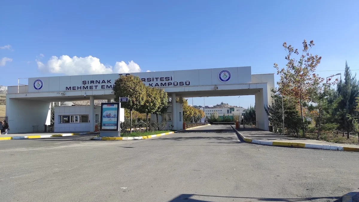 ŞIRNAK ÜNİVERSİTESİ Kampüs Fotoğrafı