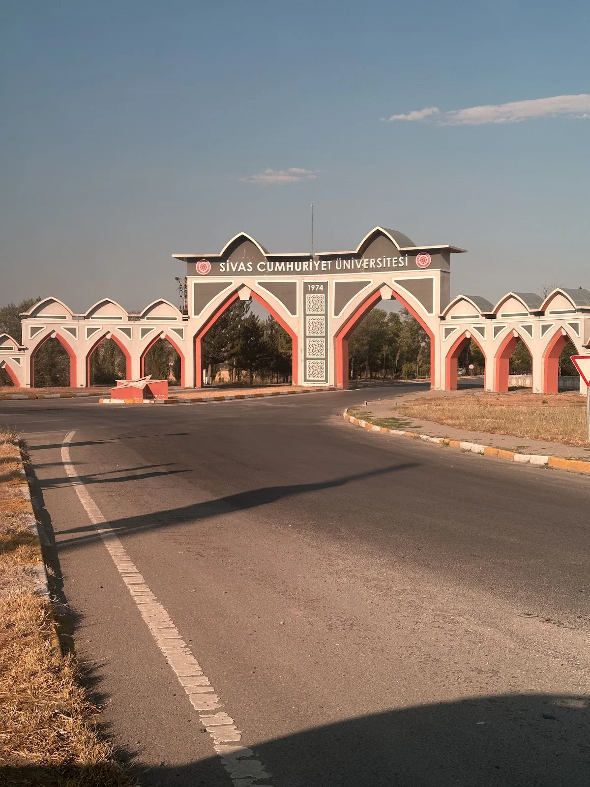 SİVAS CUMHURİYET ÜNİVERSİTESİ Kampüs Fotoğrafı