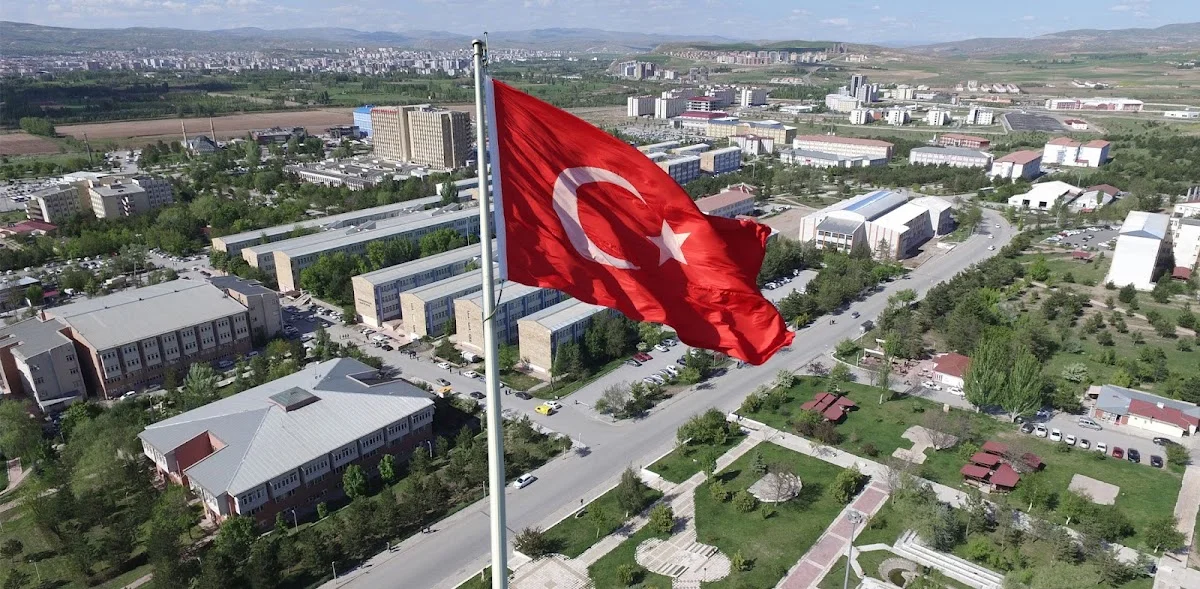 SİVAS CUMHURİYET ÜNİVERSİTESİ