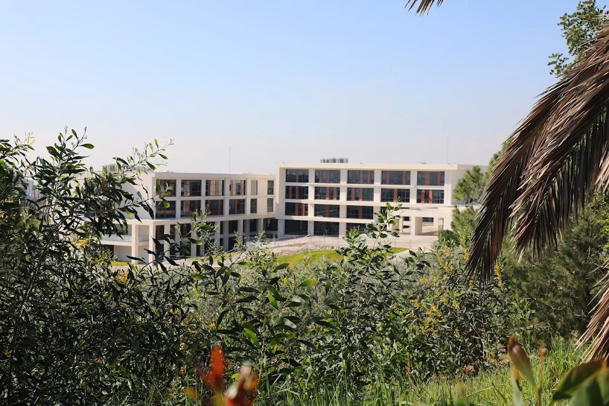 TARSUS ÜNİVERSİTESİ Kampüs Fotoğrafı