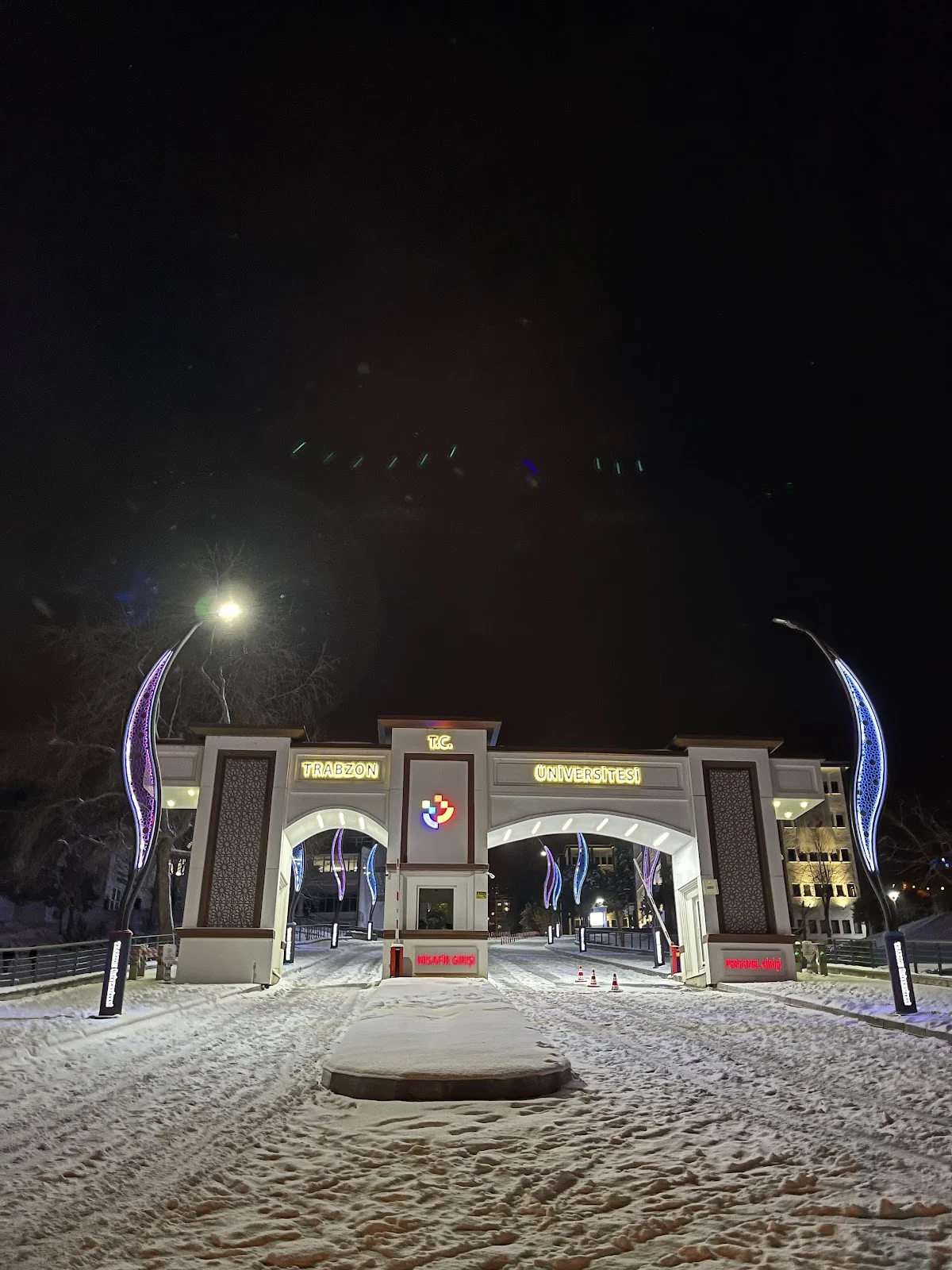 TRABZON ÜNİVERSİTESİ