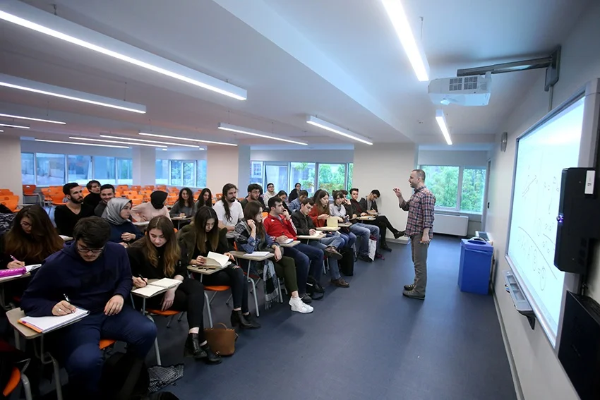 ÜSKÜDAR ÜNİVERSİTESİ Kampüs Fotoğrafı