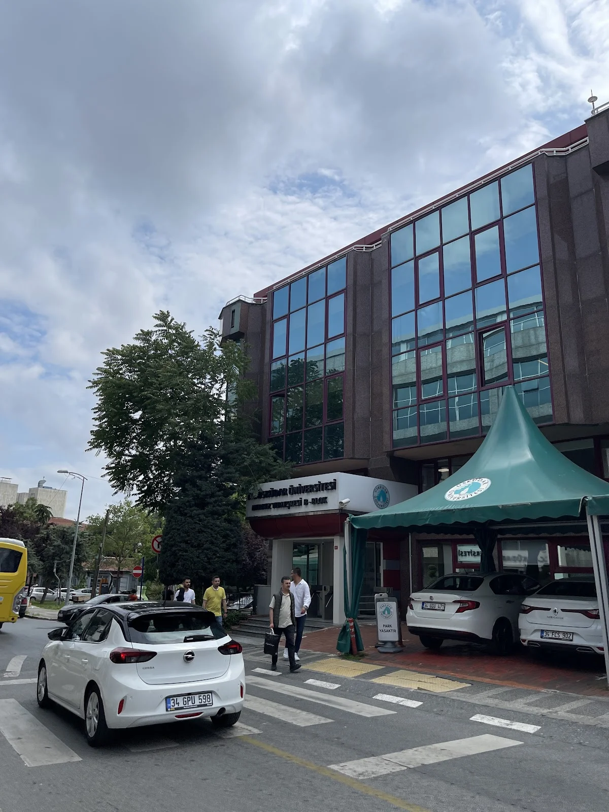 ÜSKÜDAR ÜNİVERSİTESİ Kampüs Fotoğrafı