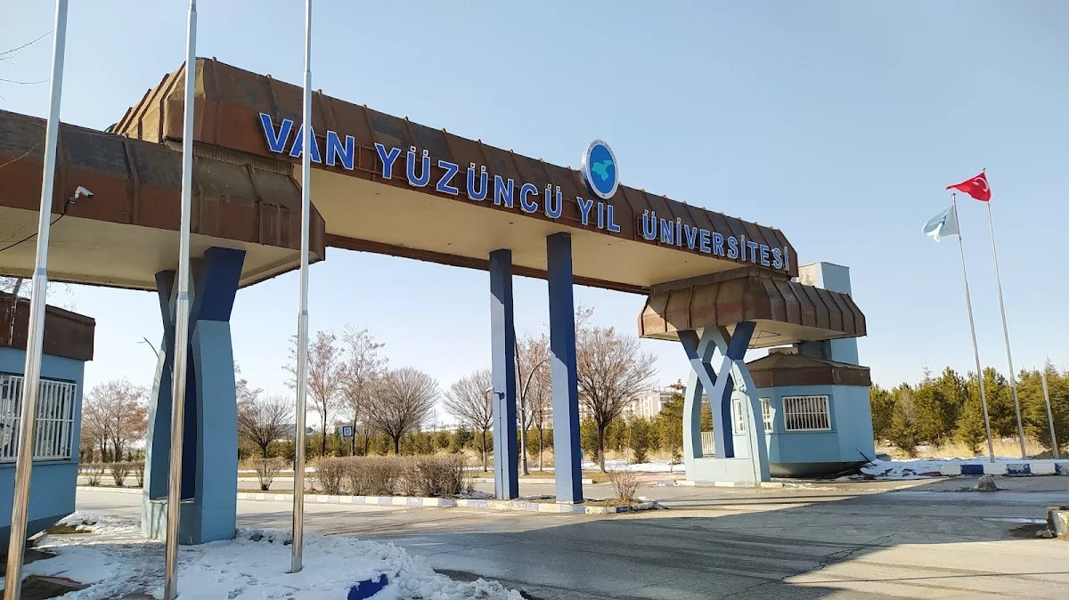 VAN YÜZÜNCÜ YIL ÜNİVERSİTESİ Kampüs Fotoğrafı