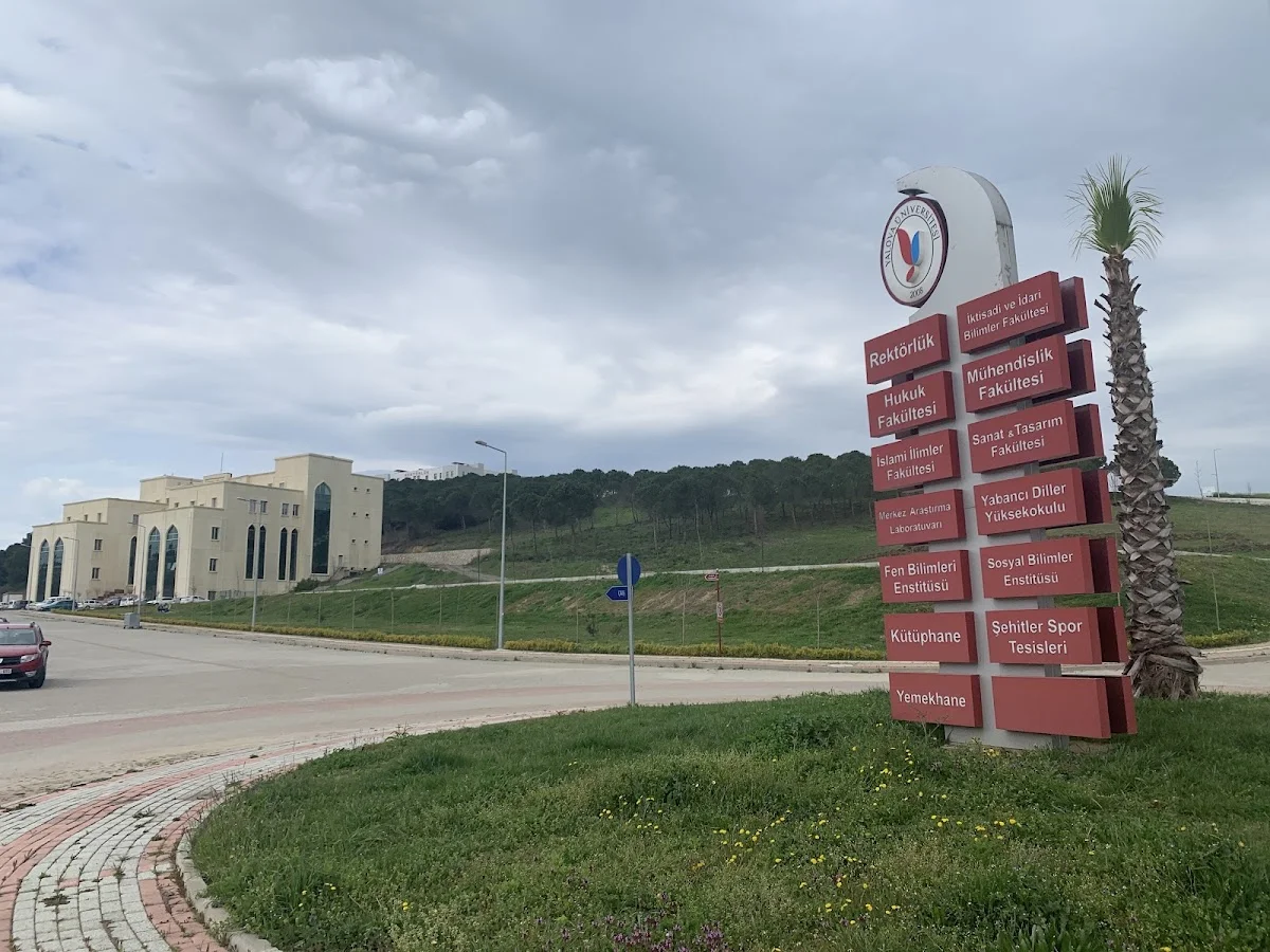 YALOVA ÜNİVERSİTESİ Kampüs Fotoğrafı