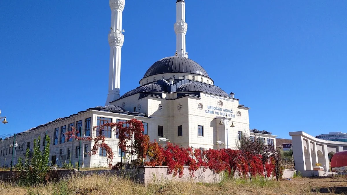 YOZGAT BOZOK ÜNİVERSİTESİ Kampüs Fotoğrafı